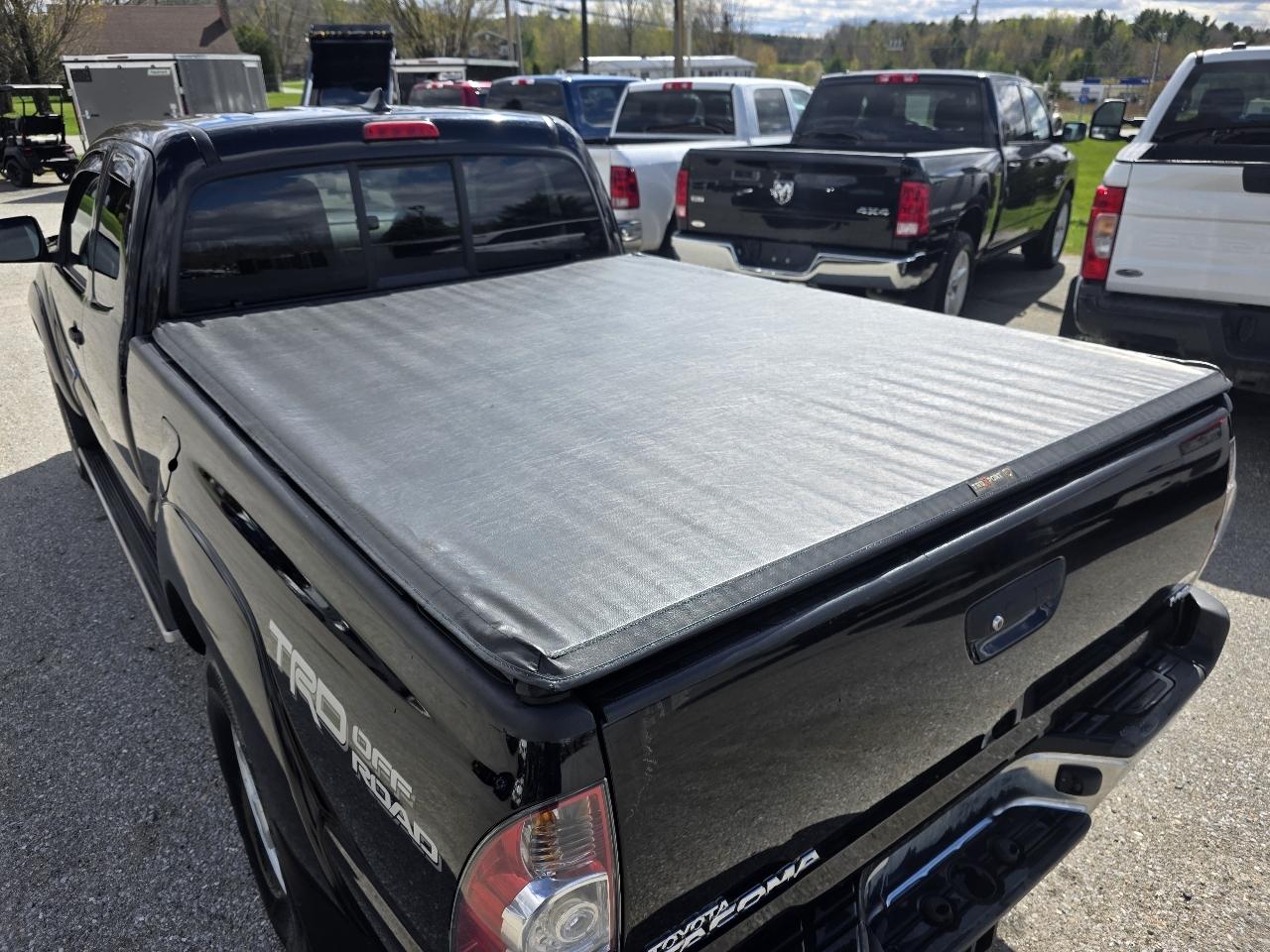 Toyota Tacoma Access Cab V6 5AT 4WD 2015