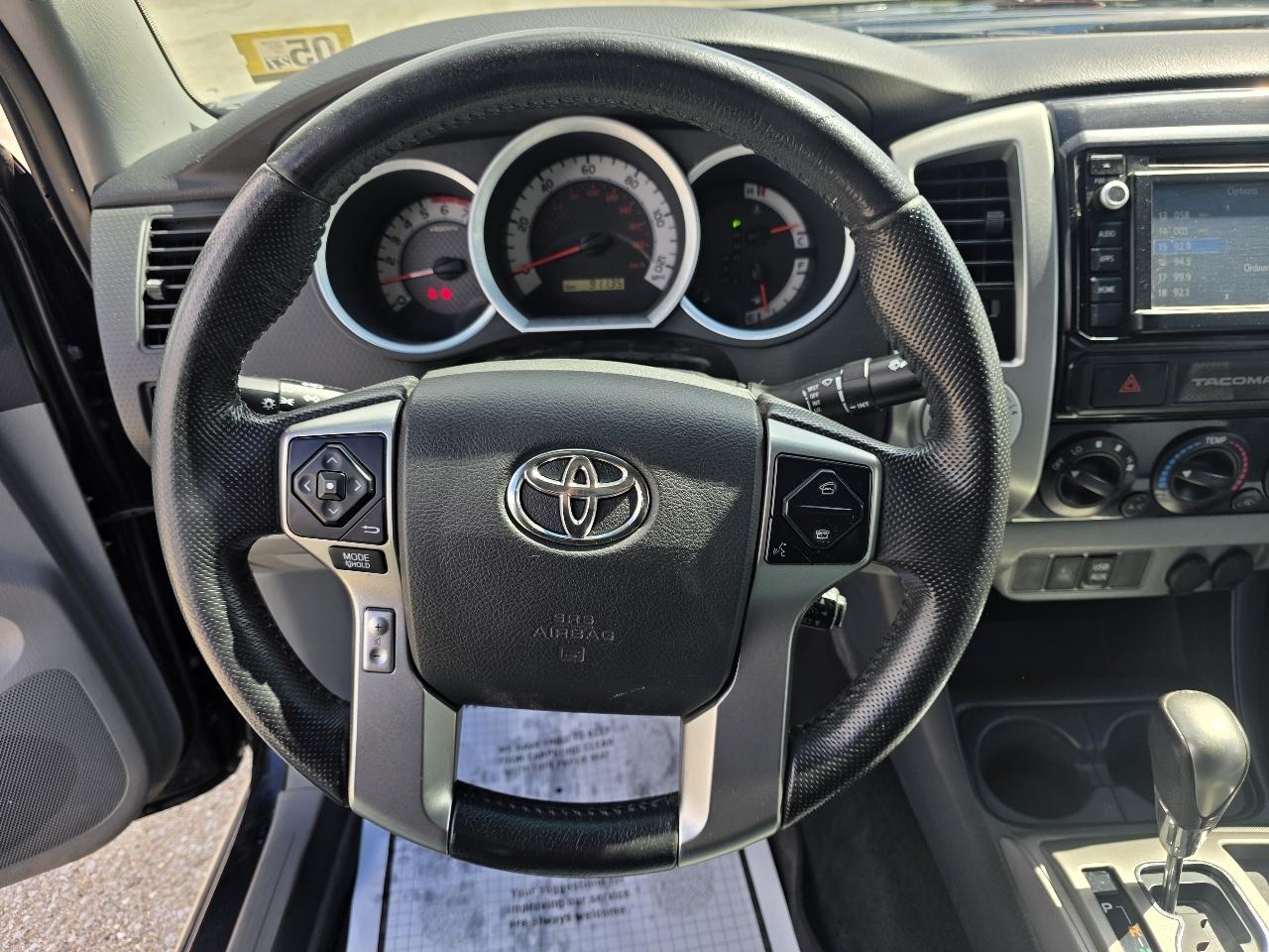 Toyota Tacoma Access Cab V6 5AT 4WD 2015