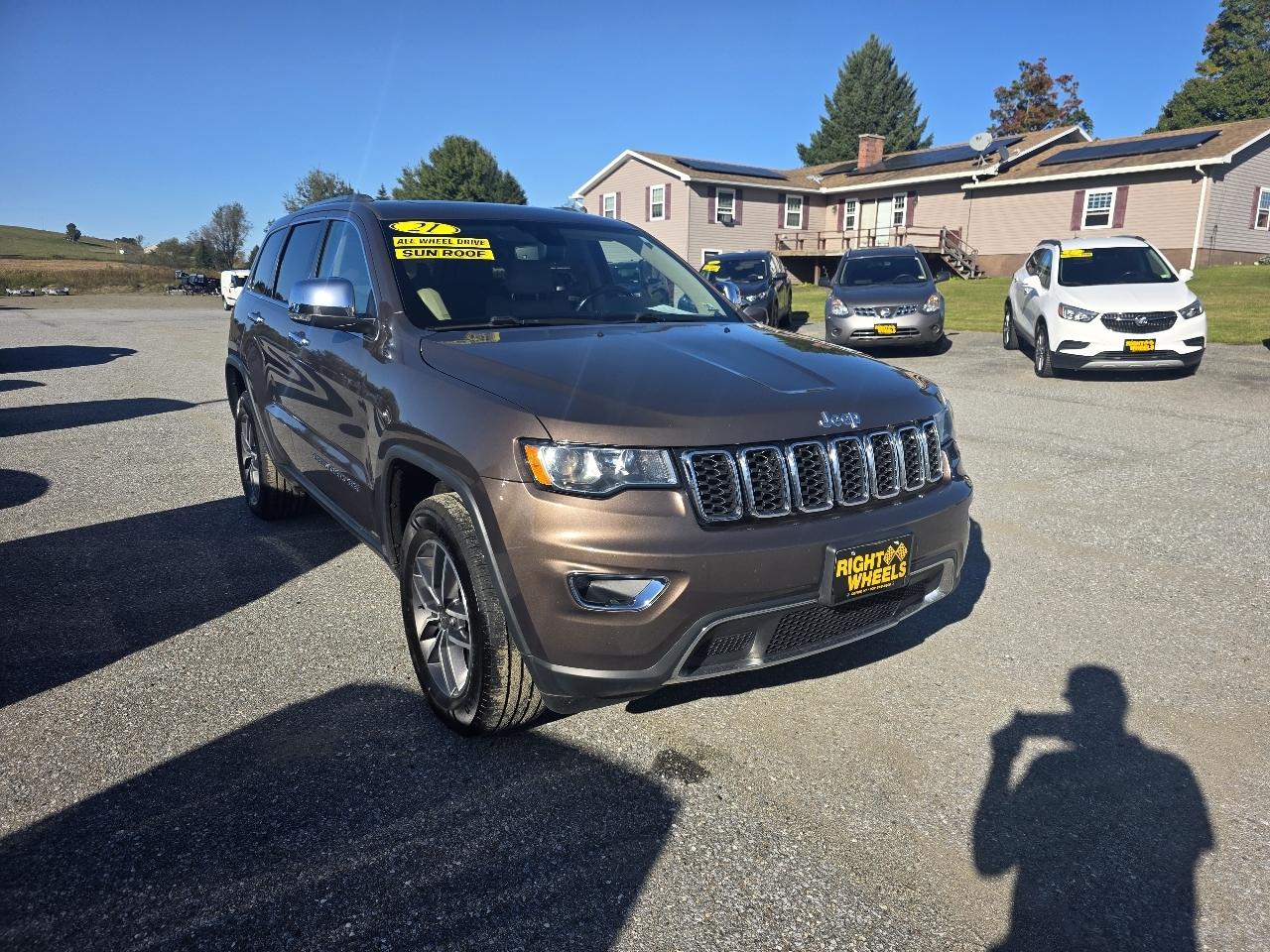 Jeep Grand Cherokee photo 3