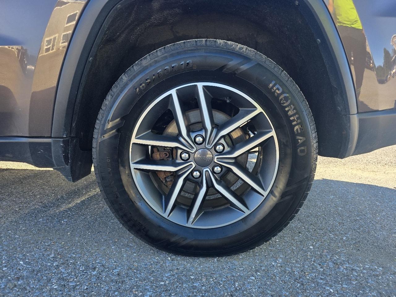 Jeep Grand Cherokee photo 6