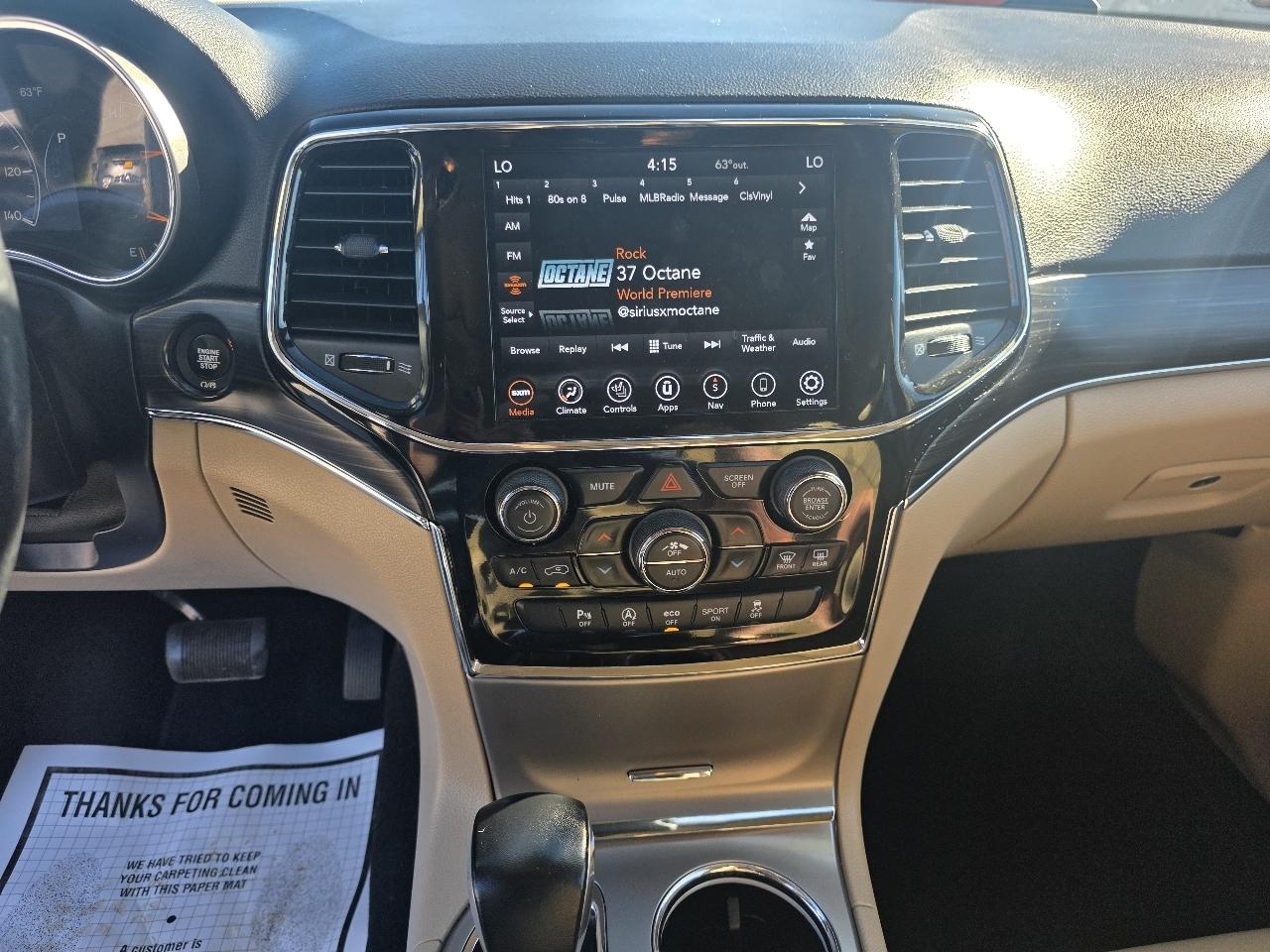 Jeep Grand Cherokee photo 14