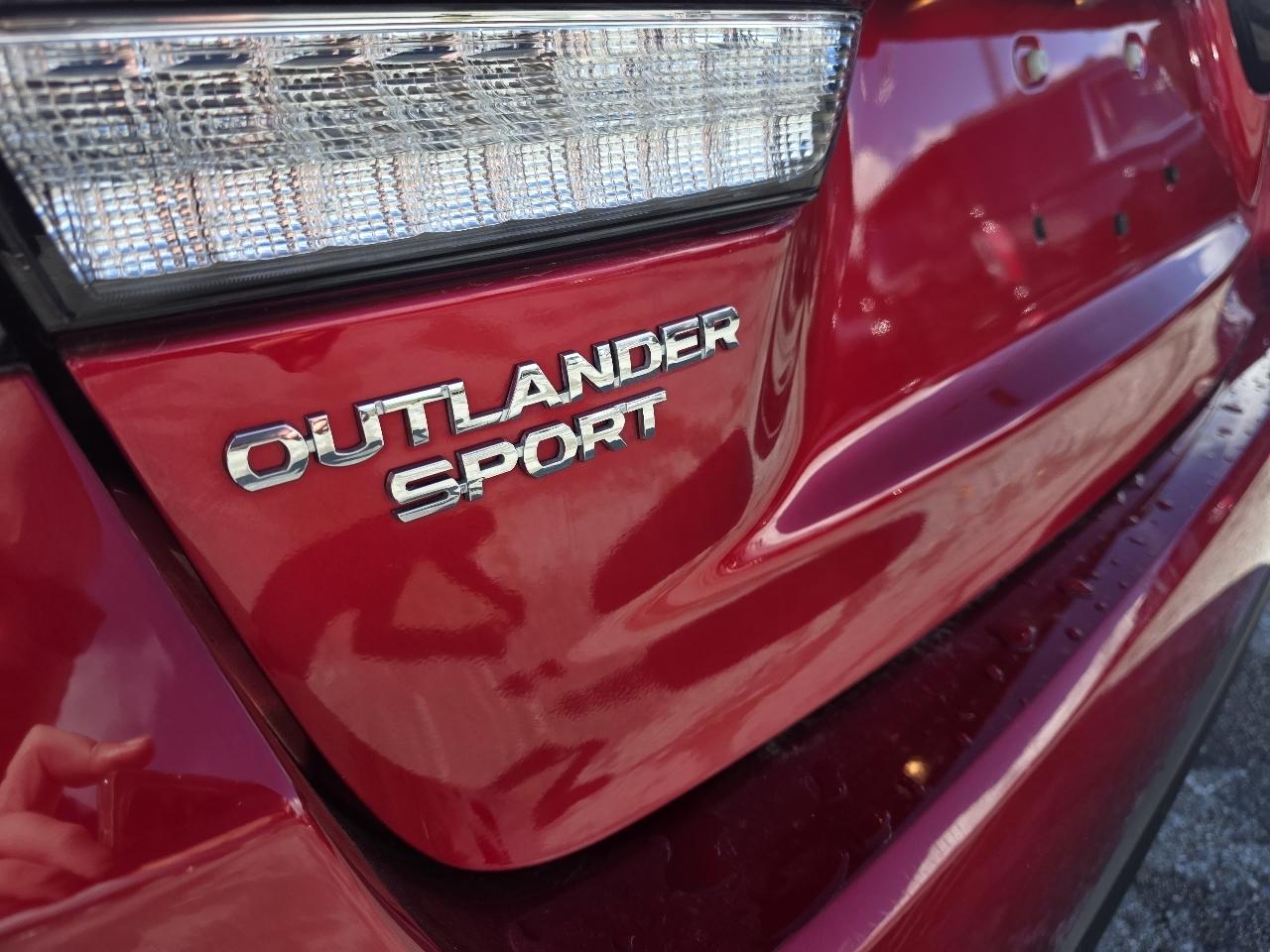 Mitsubishi Outlander Sport 2.0 ES 4WD 2025