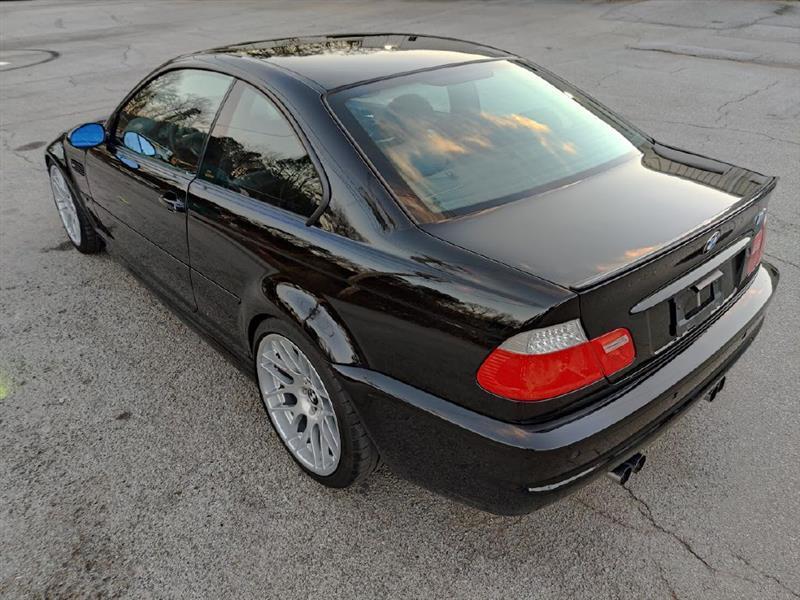 BMW M3  2005