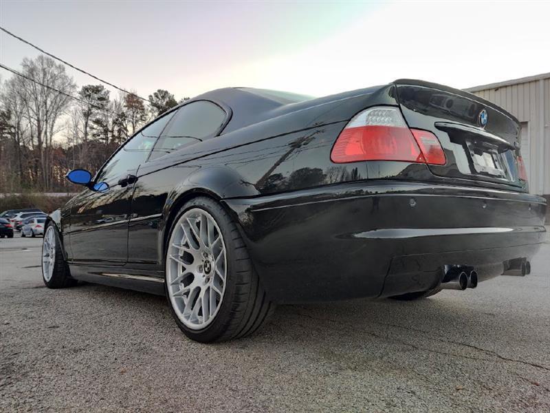 BMW M3  2005