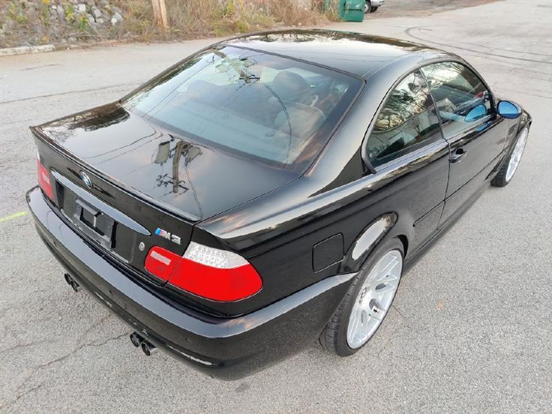 BMW M3  2005