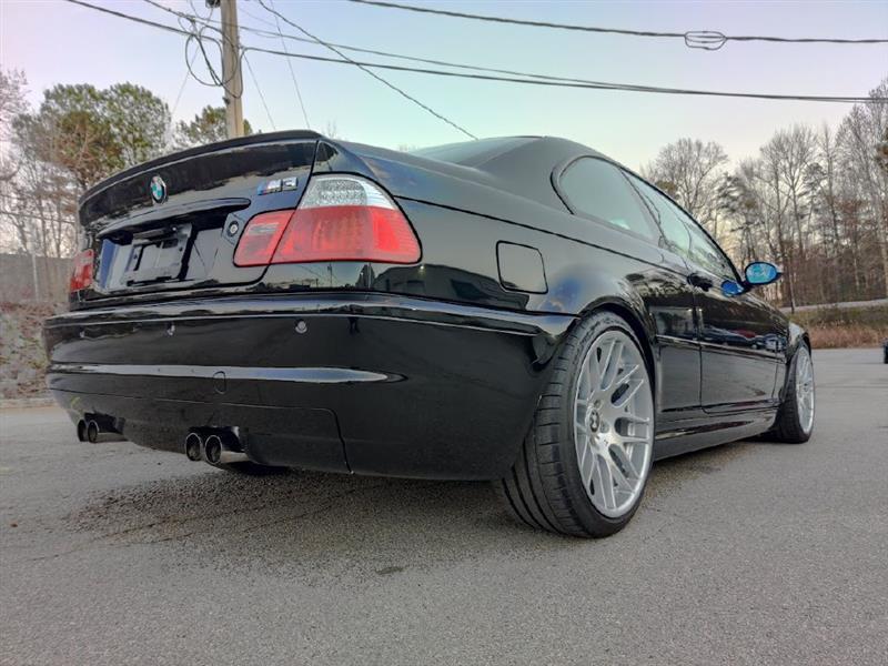 BMW M3  2005