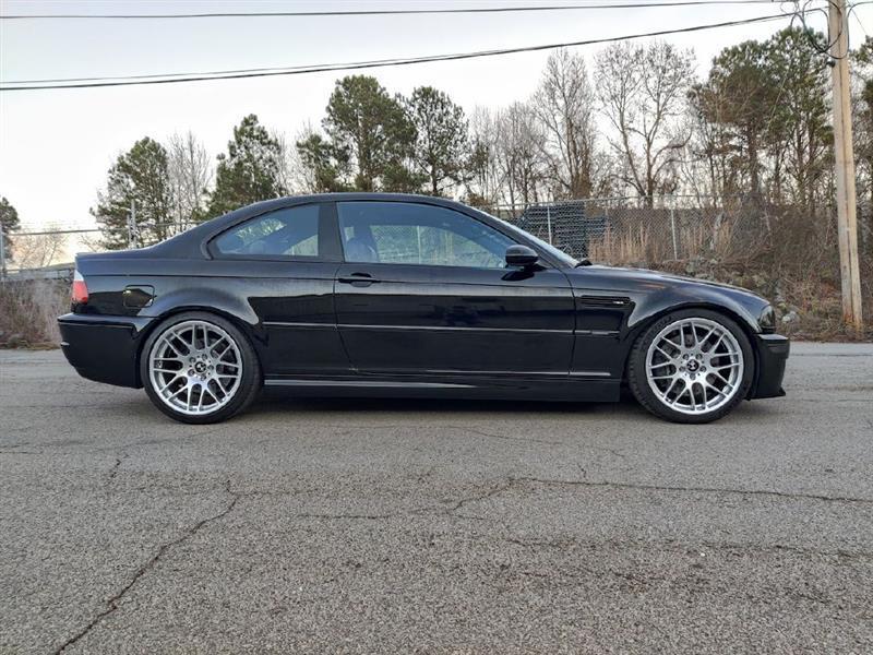 BMW M3  2005
