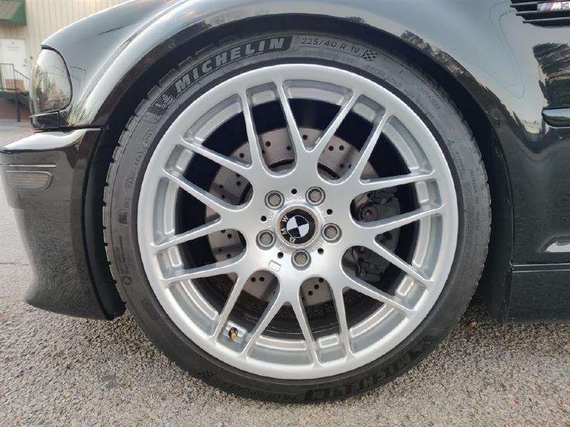 BMW M3  2005