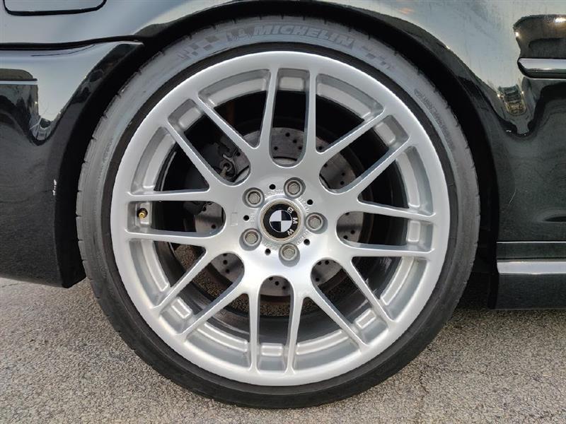 BMW M3  2005