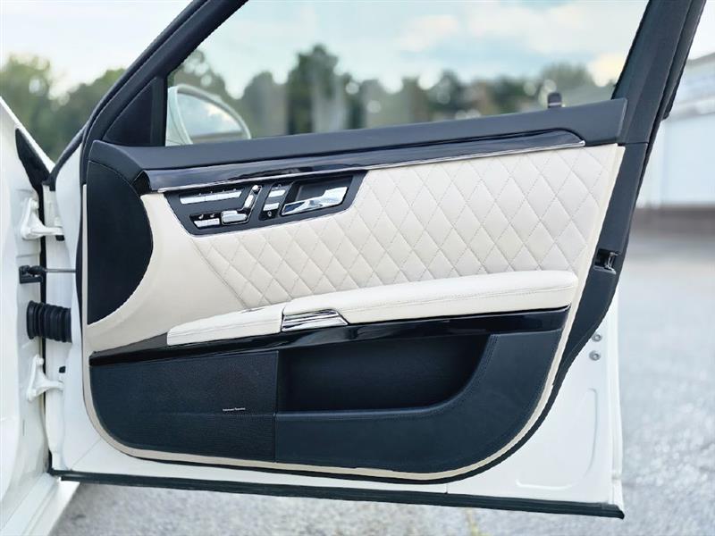 Mercedes-Benz S-Class S65 AMG 2008