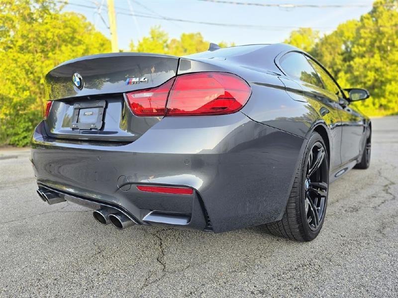BMW M4 Coupe 2015