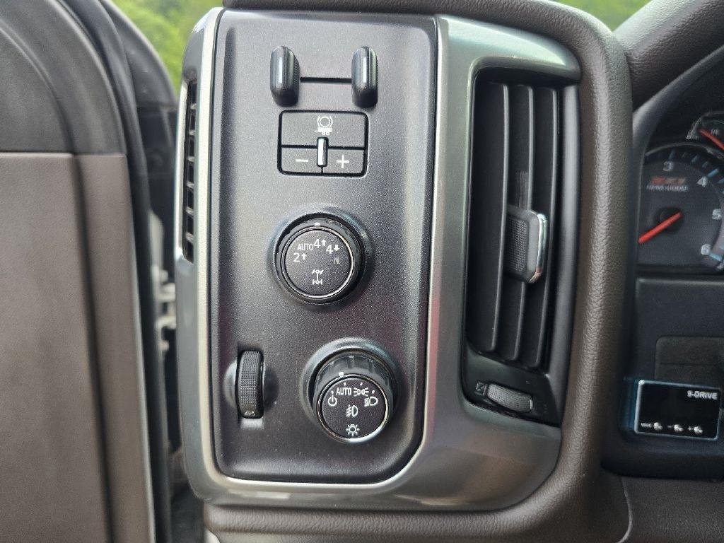 Chevrolet Silverado 1500 LT Z71 Crew Cab 4WD 2018