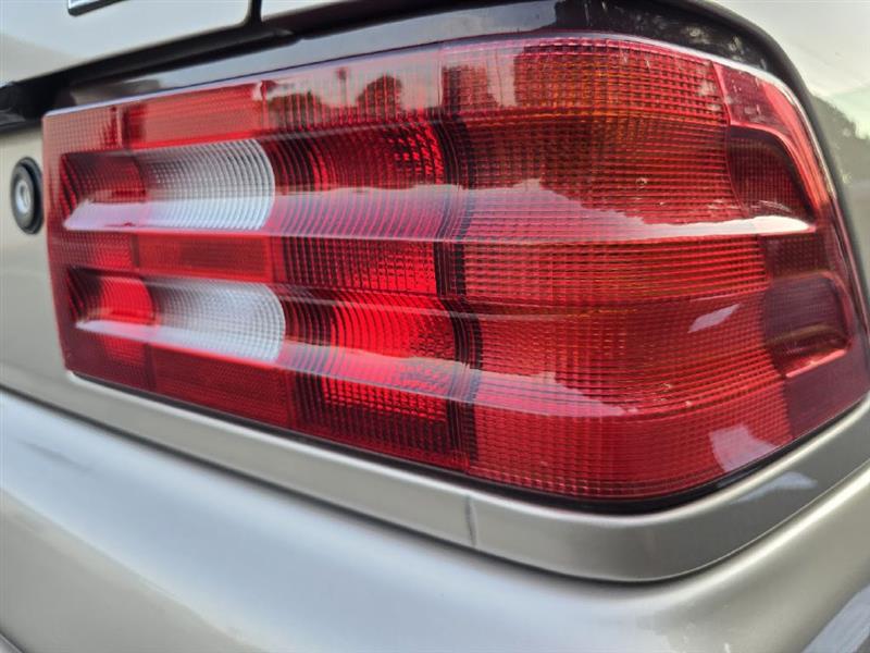 Mercedes-Benz SL-Class SL500 2001