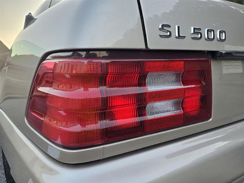 Mercedes-Benz SL-Class SL500 2001