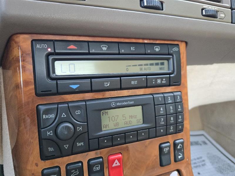 Mercedes-Benz SL-Class SL500 2001