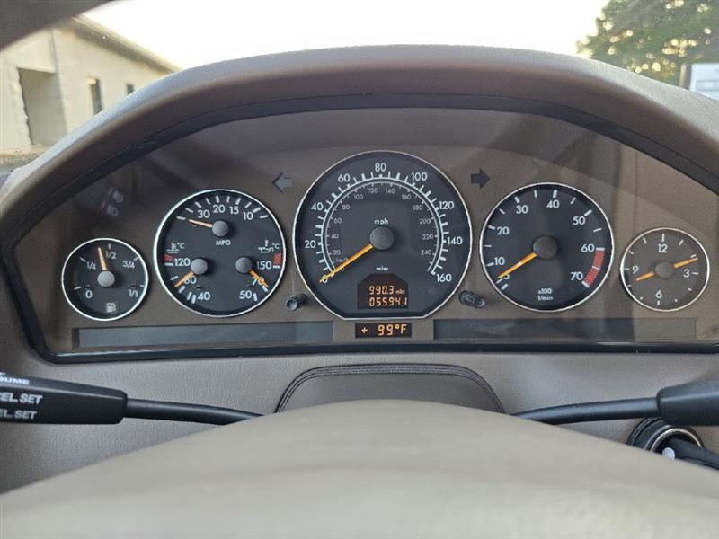 Mercedes-Benz SL-Class SL500 2001