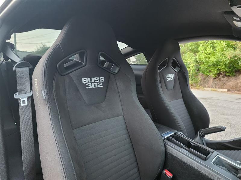 Ford Mustang Boss 302 2012