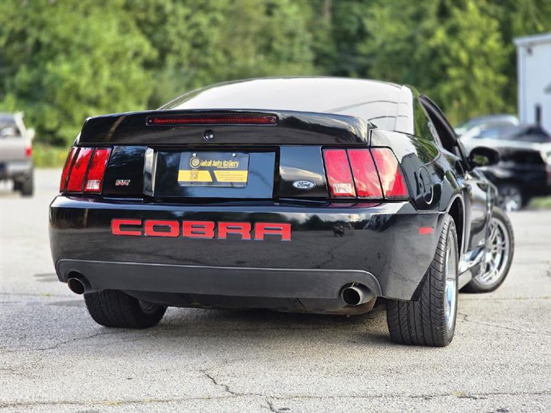 Ford Mustang SVT Cobra Coupe 2003