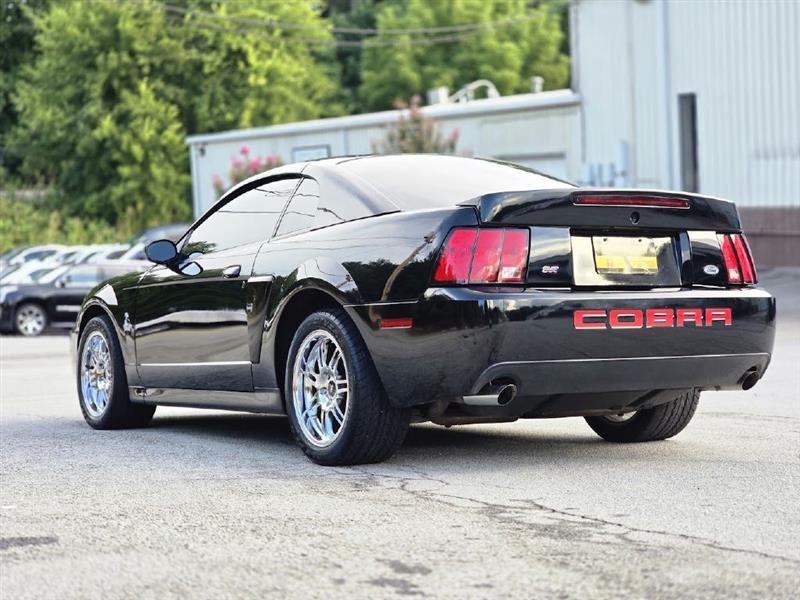 Ford Mustang SVT Cobra Coupe 2003