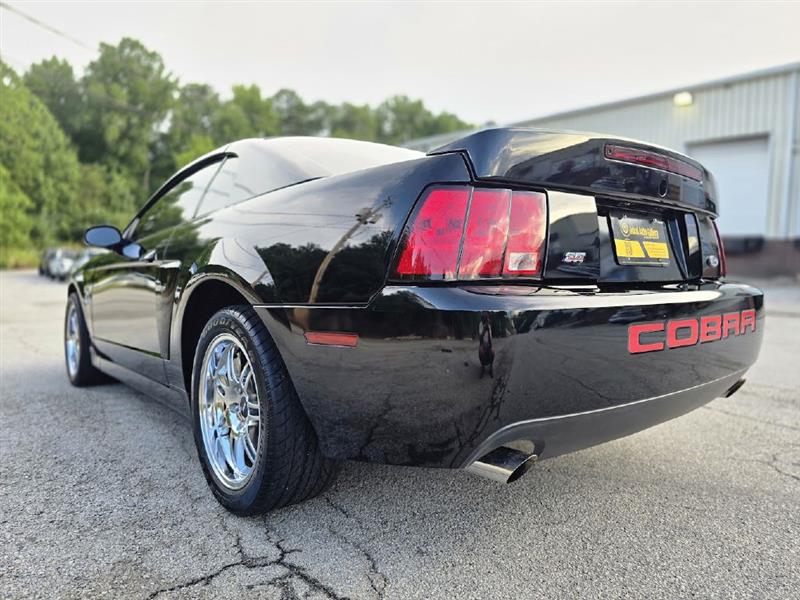 Ford Mustang SVT Cobra Coupe 2003
