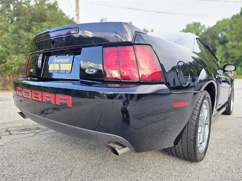 Ford Mustang SVT Cobra Coupe 2003