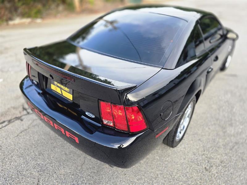 Ford Mustang SVT Cobra Coupe 2003