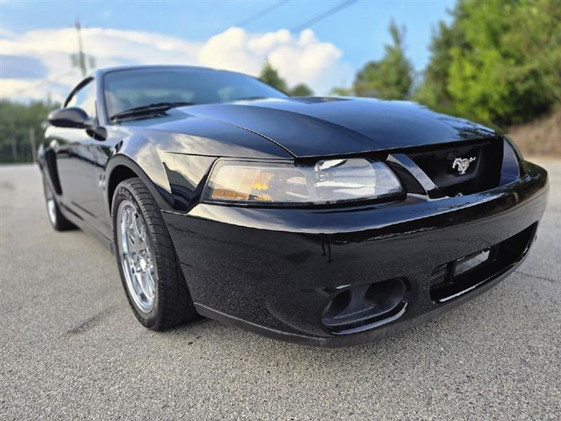 Ford Mustang SVT Cobra Coupe 2003