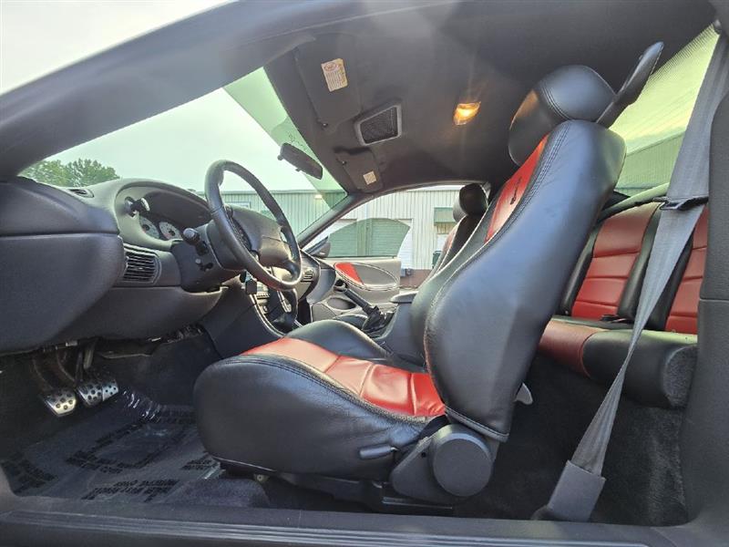 Ford Mustang SVT Cobra Coupe 2003