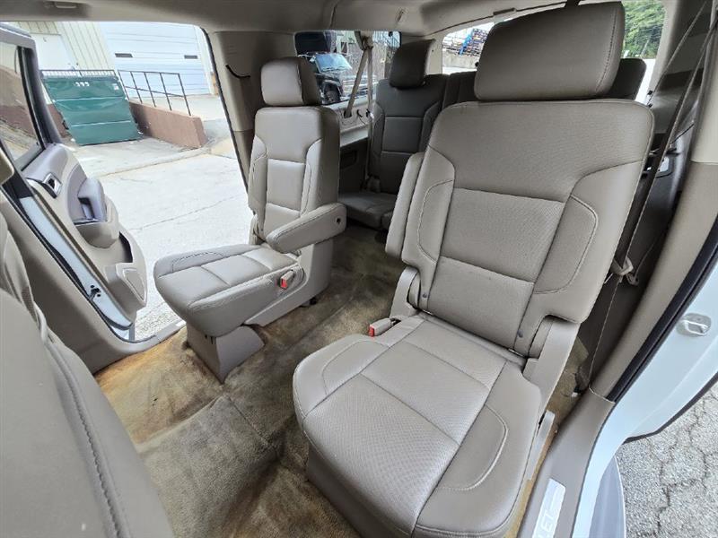 Chevrolet Suburban LTZ 2WD 2015