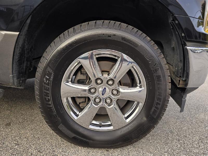 Ford F-150 XL SuperCab 8-ft. Bed 4WD 2018 Ford F-150 XL SuperCab 8-ft. Bed 4WD 2018