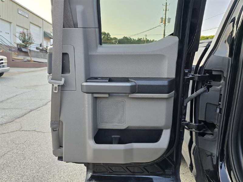 Ford F-150 XL SuperCab 8-ft. Bed 4WD 2018 Ford F-150 XL SuperCab 8-ft. Bed 4WD 2018