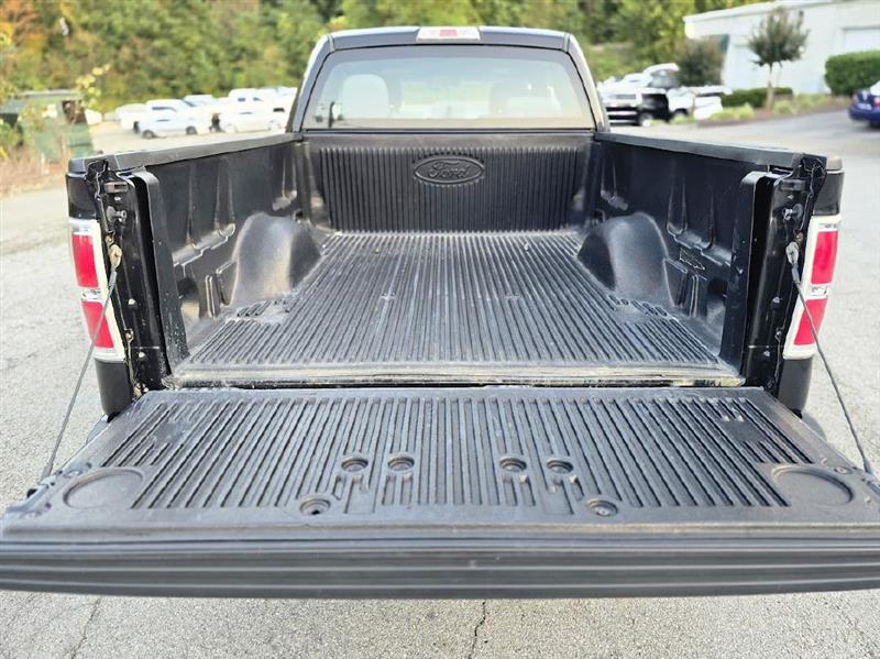 Ford F-150 XL SuperCab 8-ft. Bed 4WD 2014 Ford F-150 XL SuperCab 8-ft. Bed 4WD 2014