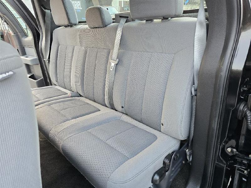 Ford F-150 XL SuperCab 8-ft. Bed 4WD 2014 Ford F-150 XL SuperCab 8-ft. Bed 4WD 2014