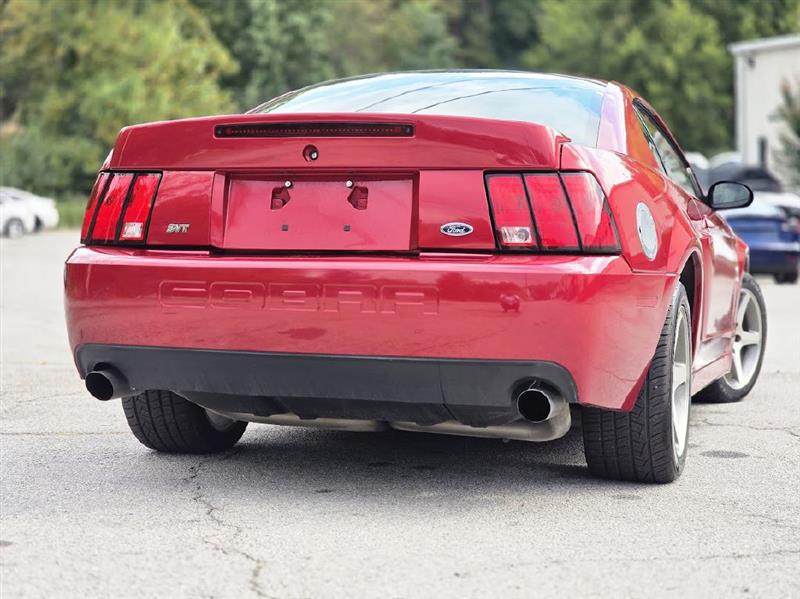 Ford Mustang SVT Cobra Coupe 2003