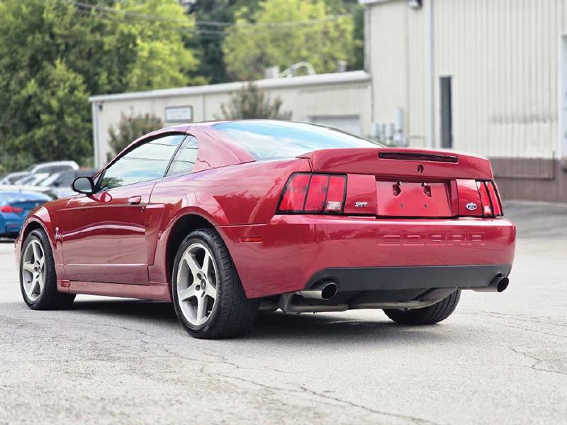 Ford Mustang SVT Cobra Coupe 2003