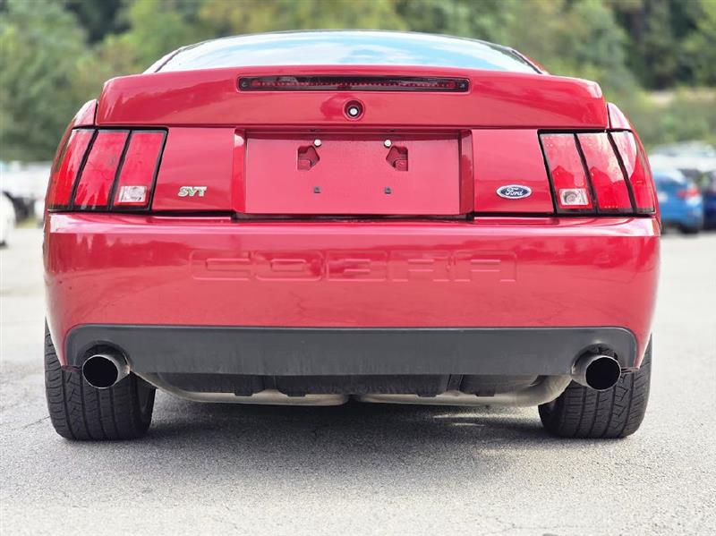 Ford Mustang SVT Cobra Coupe 2003