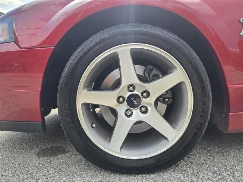 Ford Mustang SVT Cobra Coupe 2003