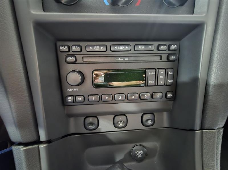 Ford Mustang SVT Cobra Coupe 2003