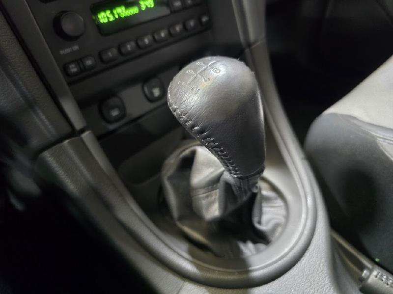 Ford Mustang SVT Cobra Coupe 2003