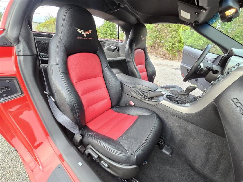 2006 Chevrolet Corvette photo 22