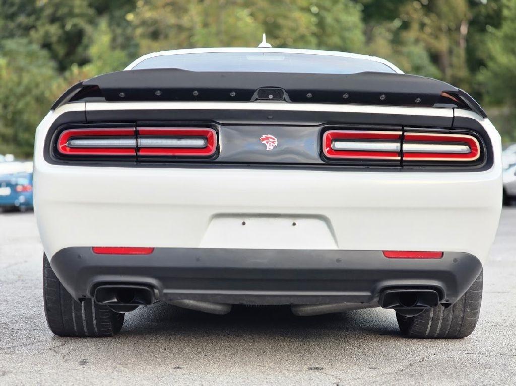 Dodge Challenger SRT Hellcat 2016