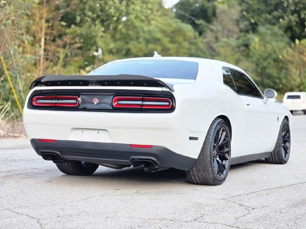 Dodge Challenger SRT Hellcat 2016