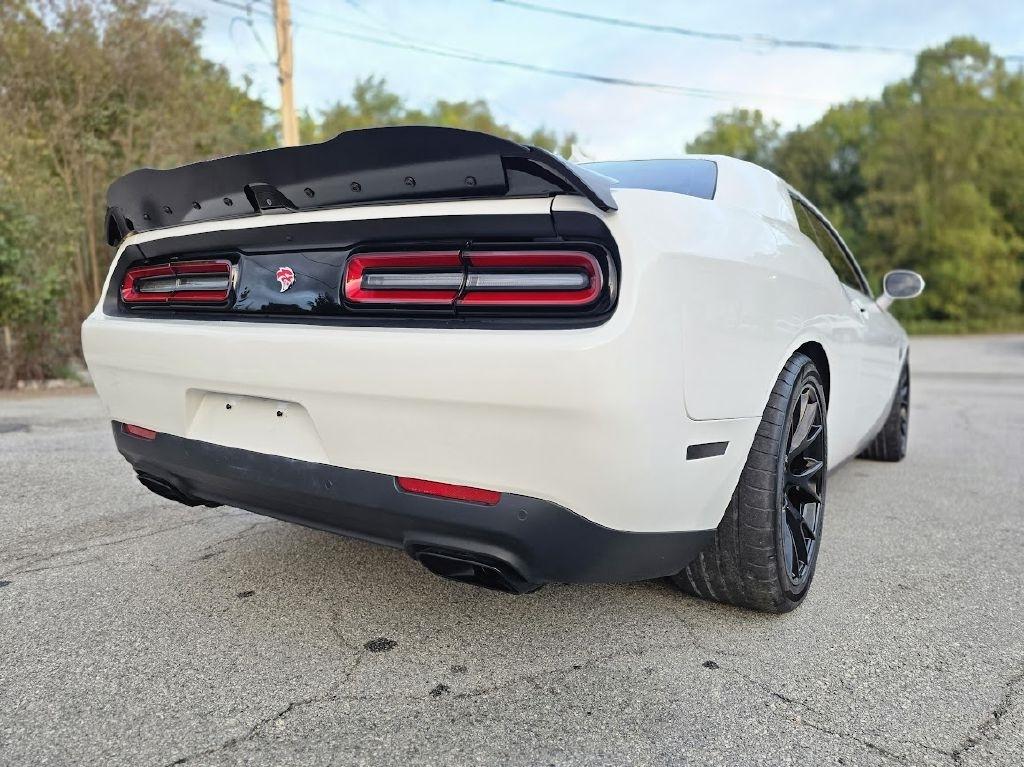 Dodge Challenger SRT Hellcat 2016