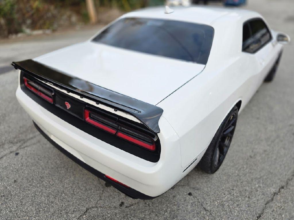 Dodge Challenger SRT Hellcat 2016