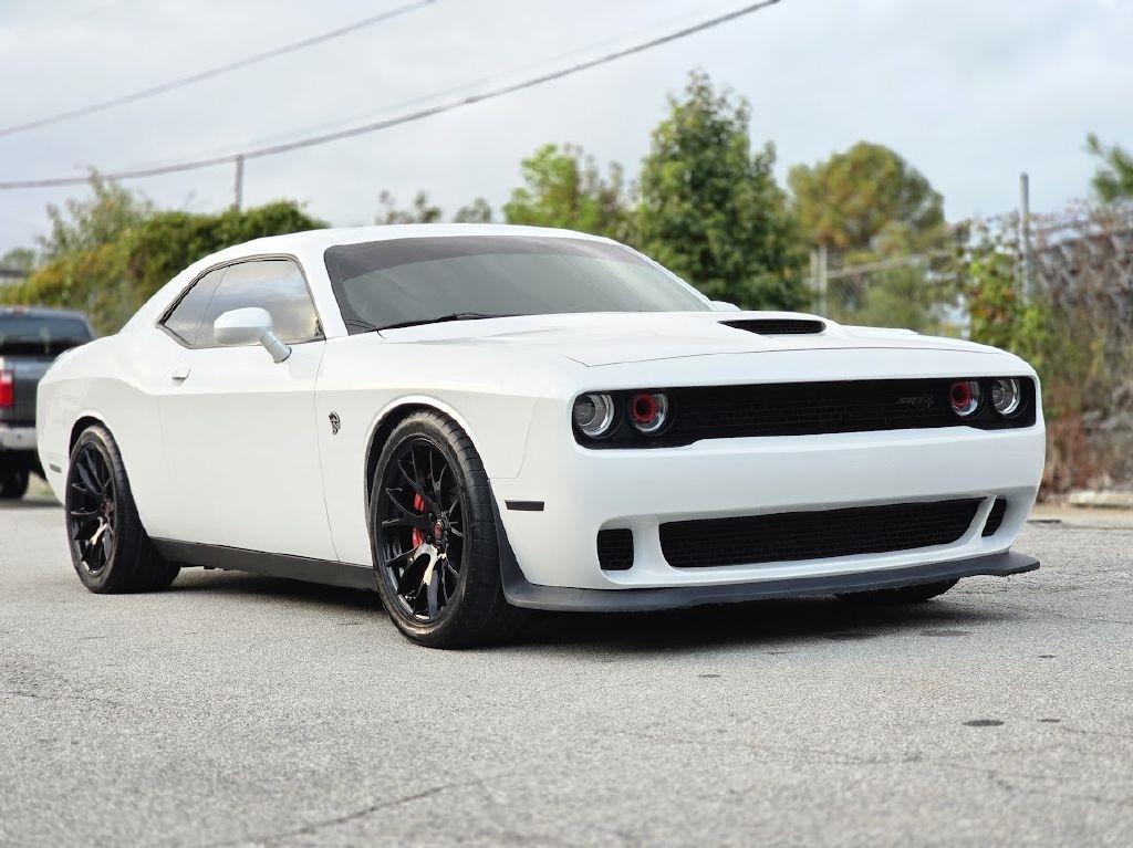 Dodge Challenger SRT Hellcat 2016