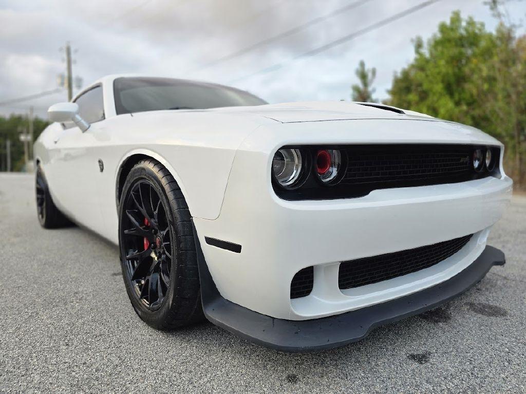 Dodge Challenger SRT Hellcat 2016