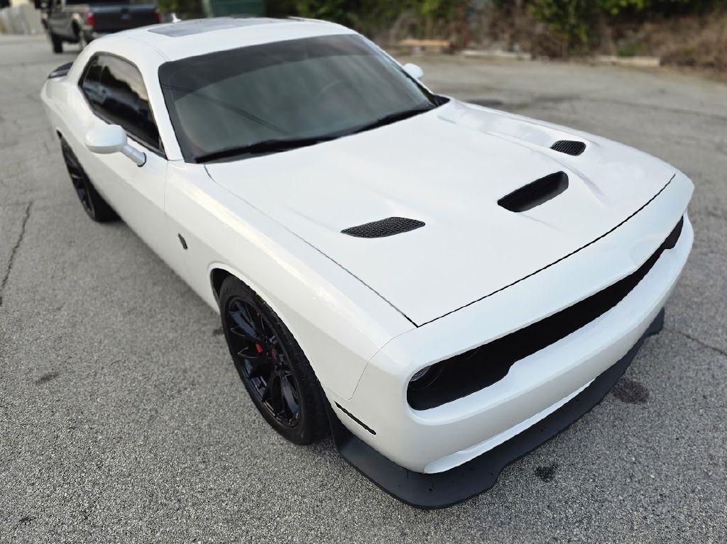 Dodge Challenger SRT Hellcat 2016