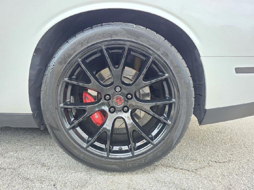 Dodge Challenger SRT Hellcat 2016