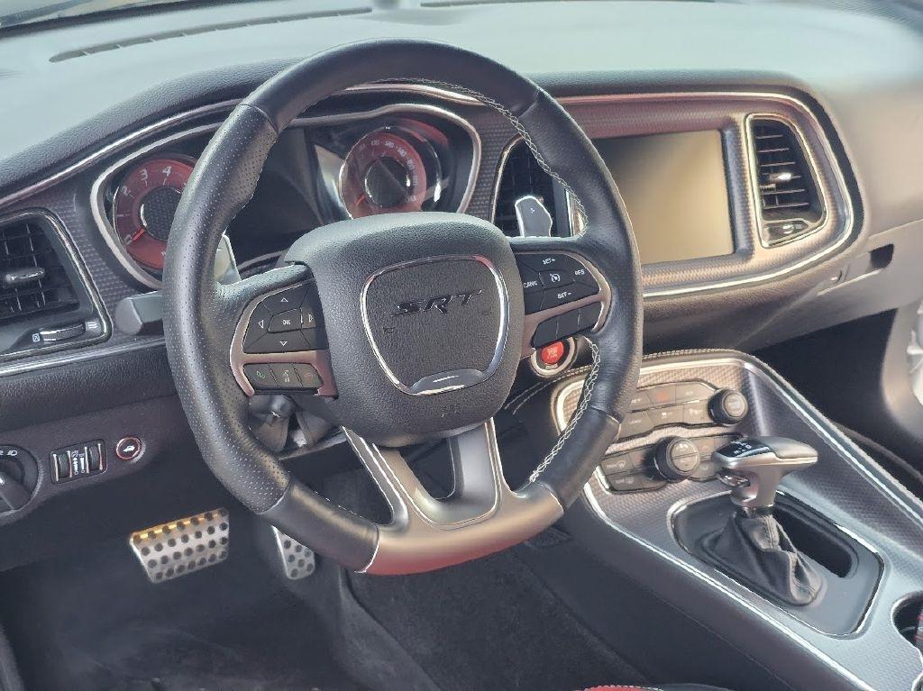 Dodge Challenger SRT Hellcat 2016
