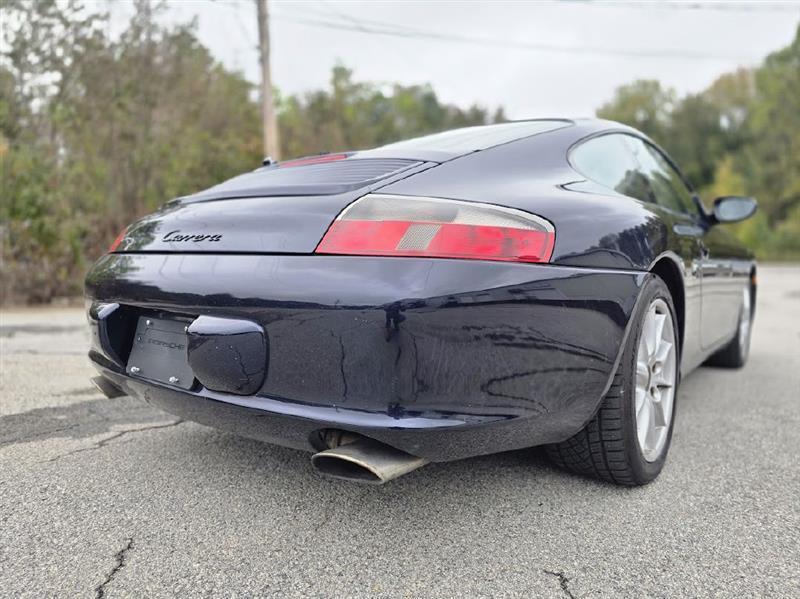 Porsche 911 Carrera 2 2002